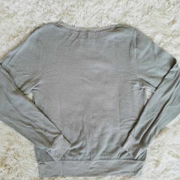 NEW ARRIVAL! Wildfox Beach Jumper Sweater NWT S - Picture 4 of 8